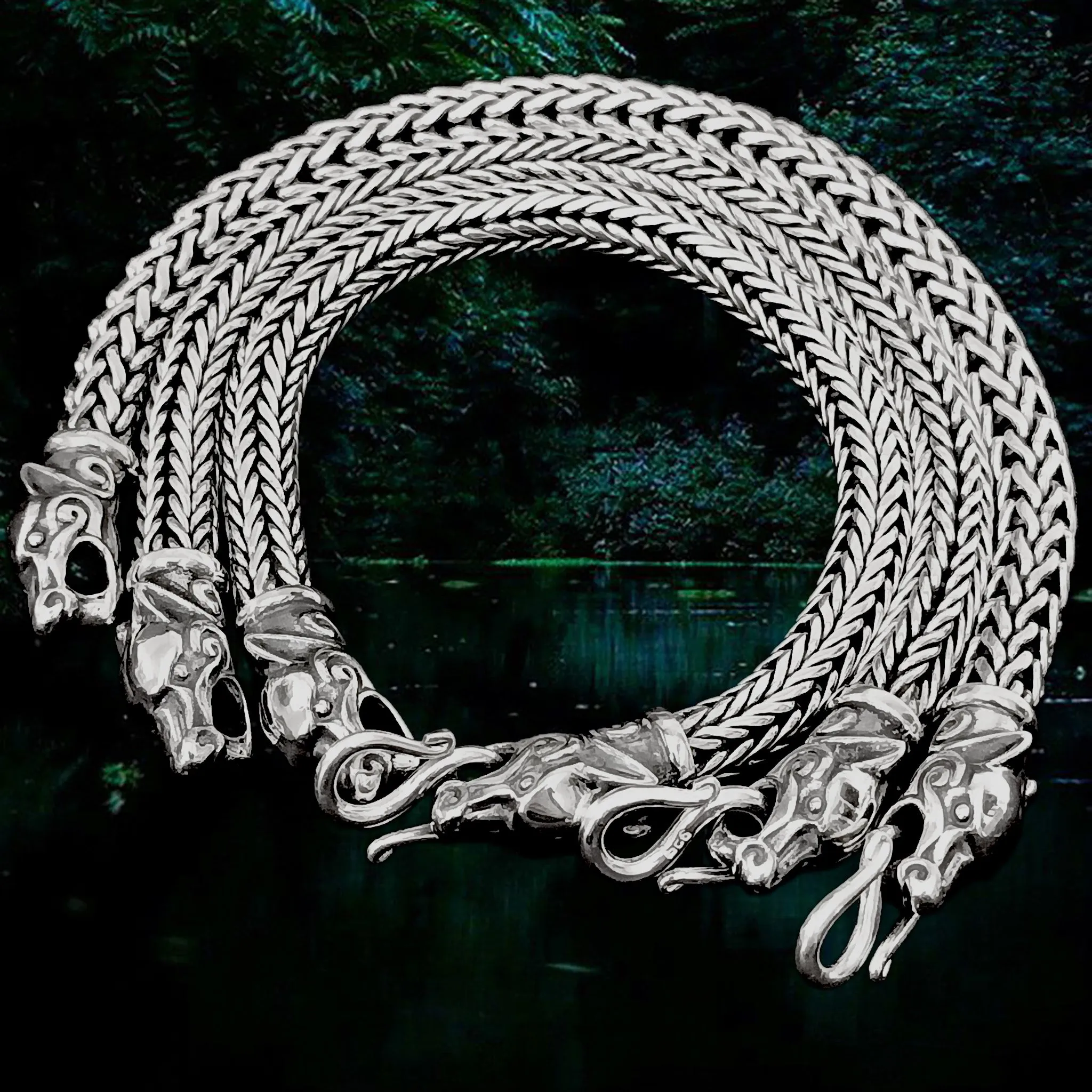 8mm Silver Snake Bracelet With Ferocious Wolf Heads