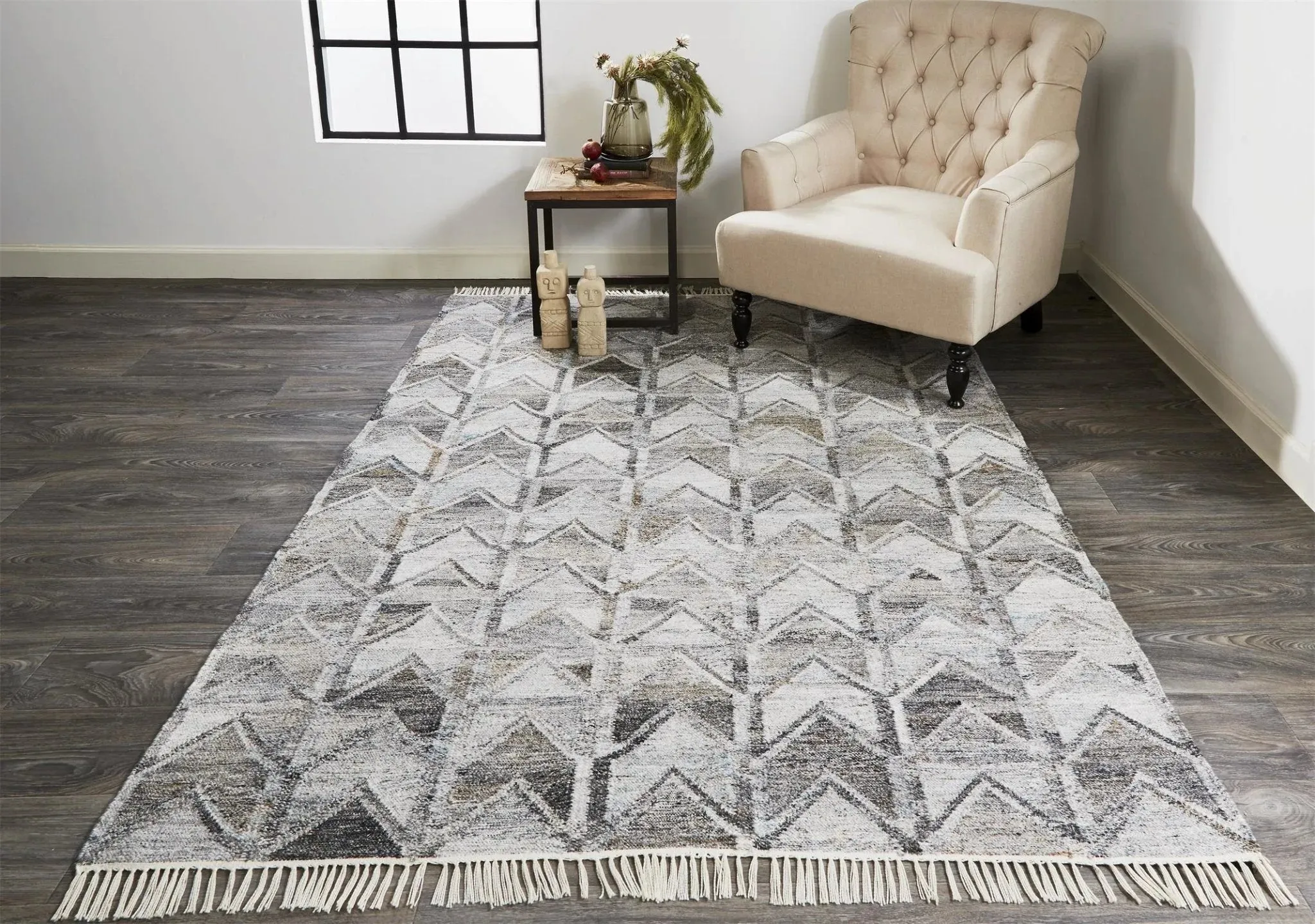 Beckett 0813F Gray Rug