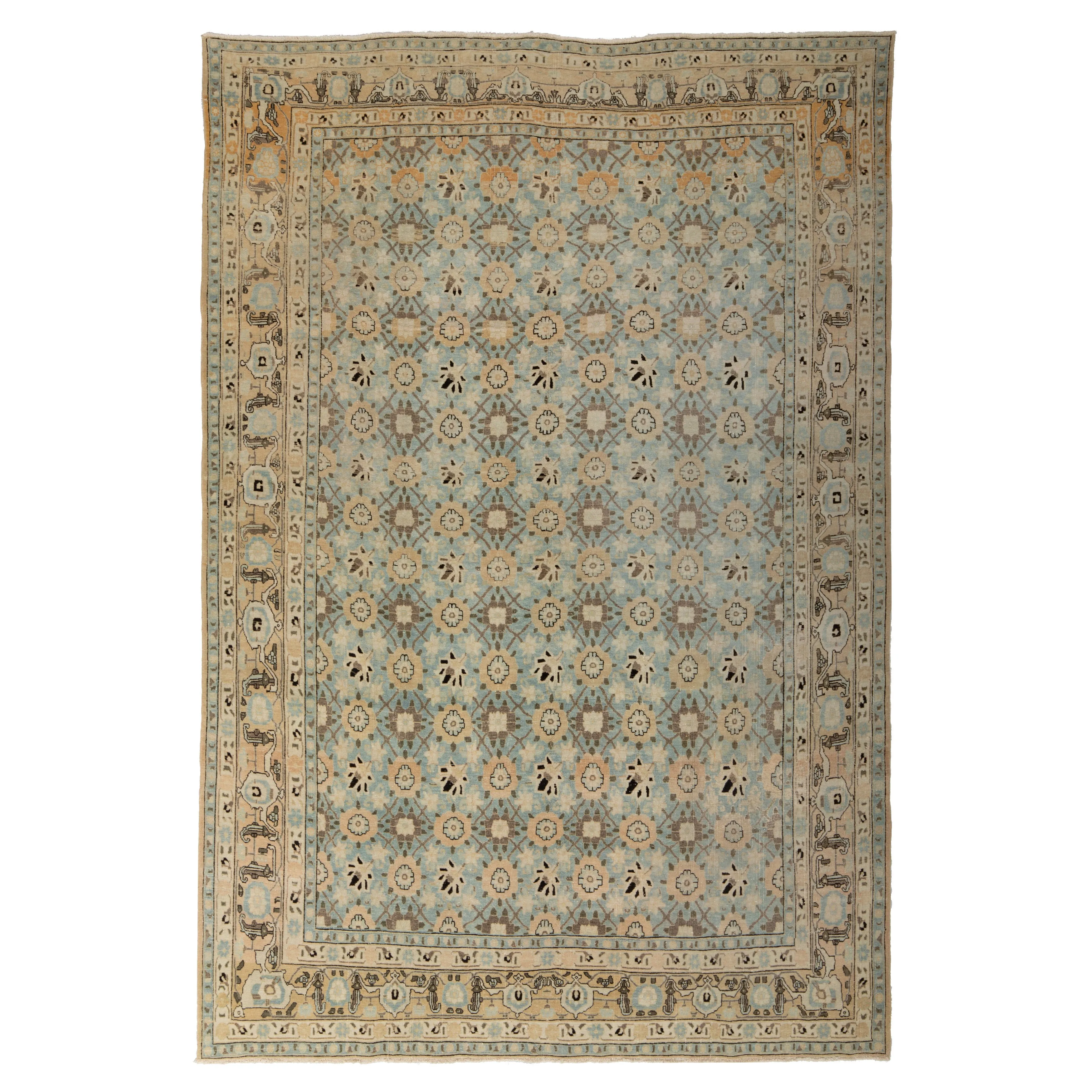 Light Blue & Cream Vintage Traditional Wool Rug - 6'9" x 10'