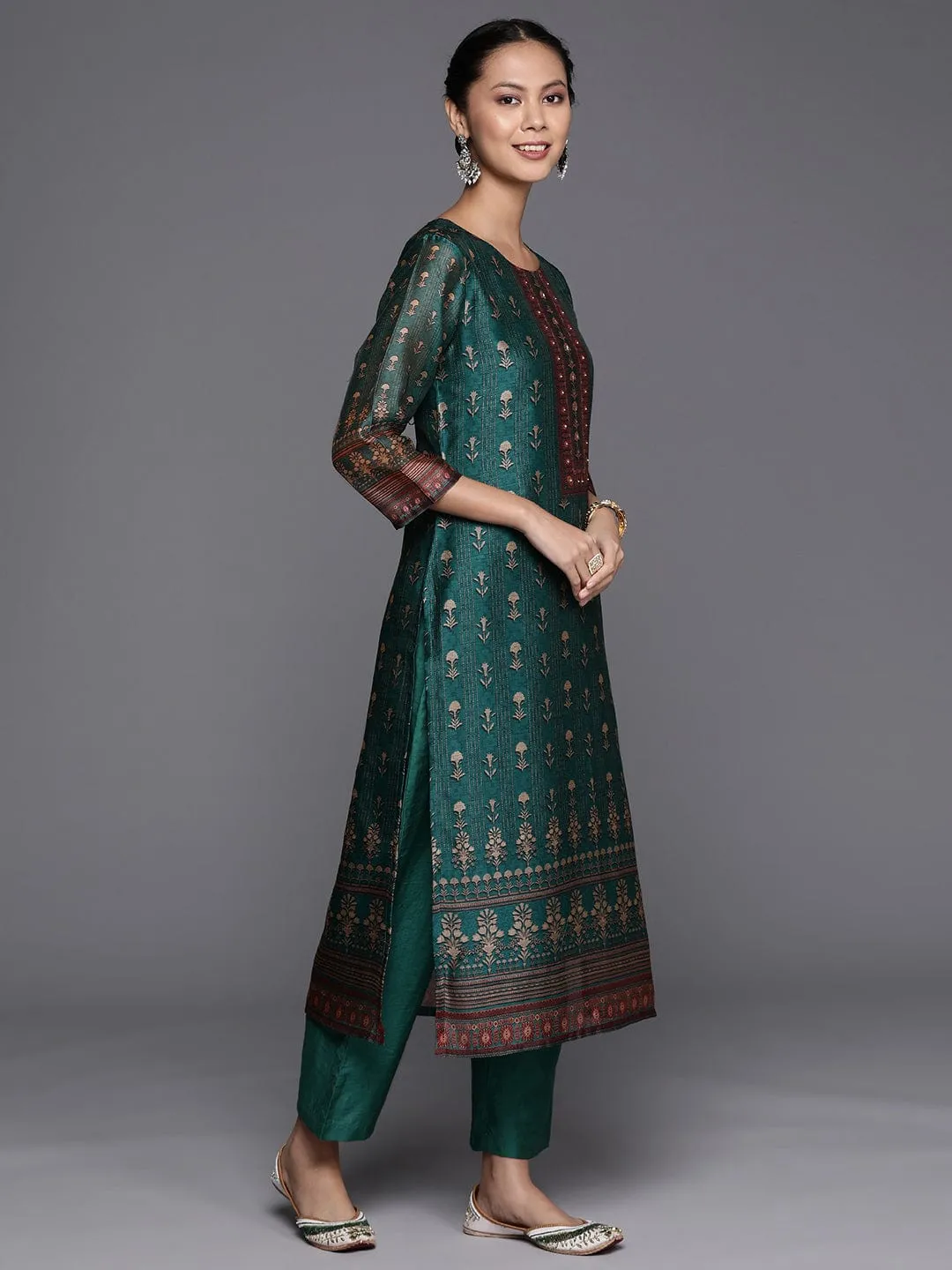 Varanga Women Green Chanderi Floral Printed Placket Embroidered Straight Kurta Paired With Tonal Solid Bottom And Printed Dupatta