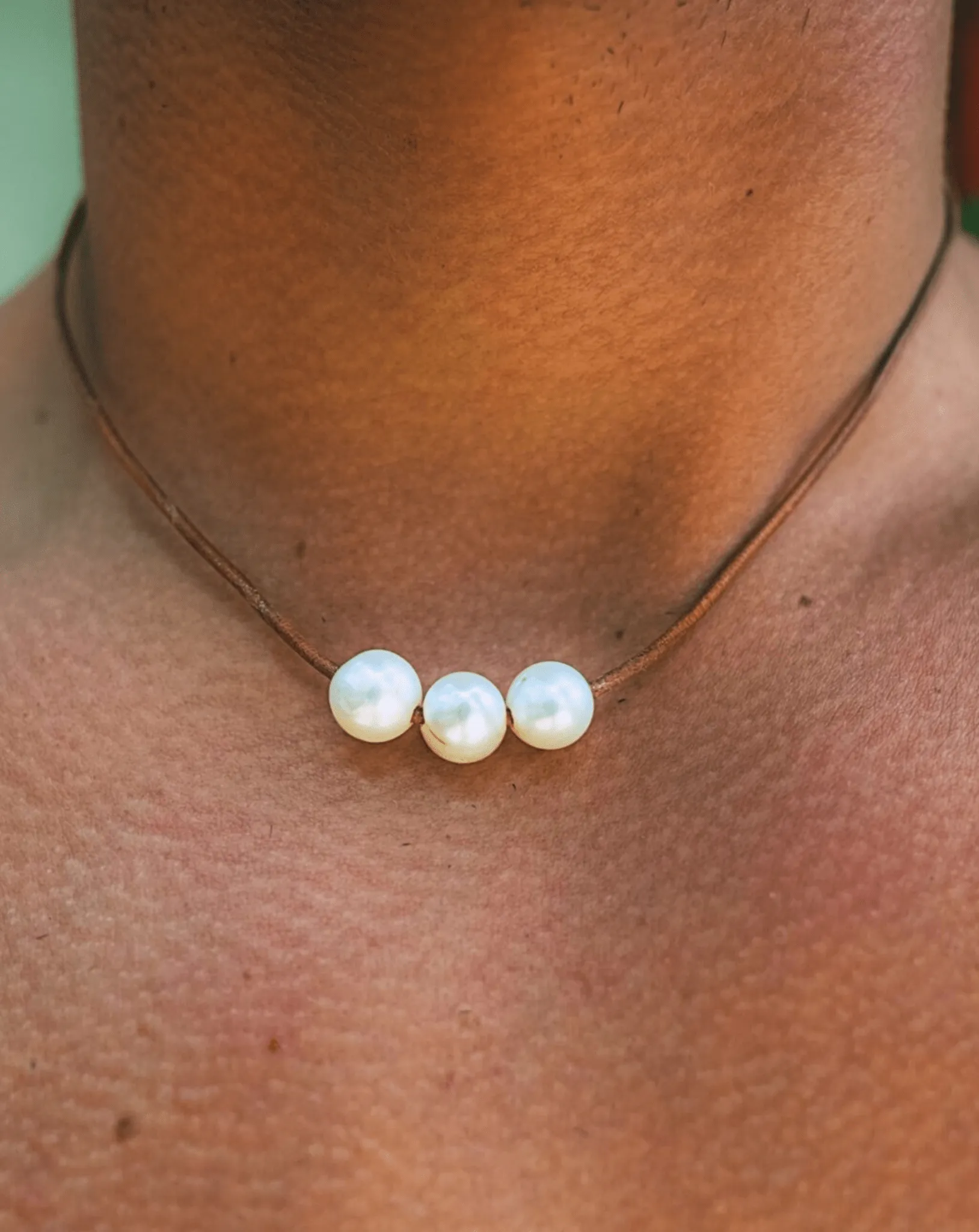 White Triple Pearl (unisex)